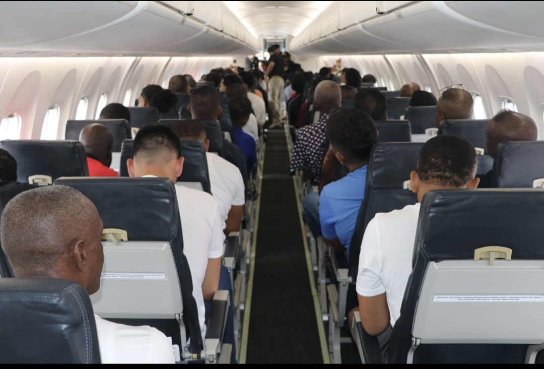 18 de junio foto deportaciòn 3 colombia y ecuador