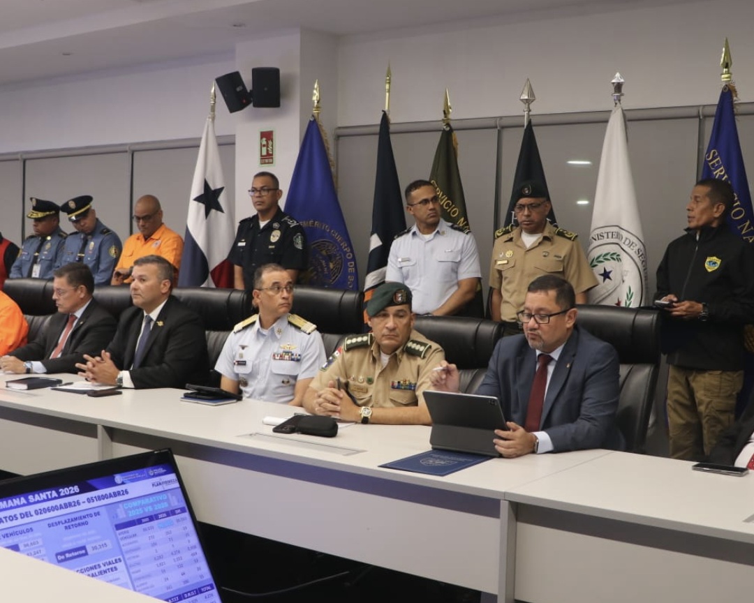 6 de abril foto conferencia 1