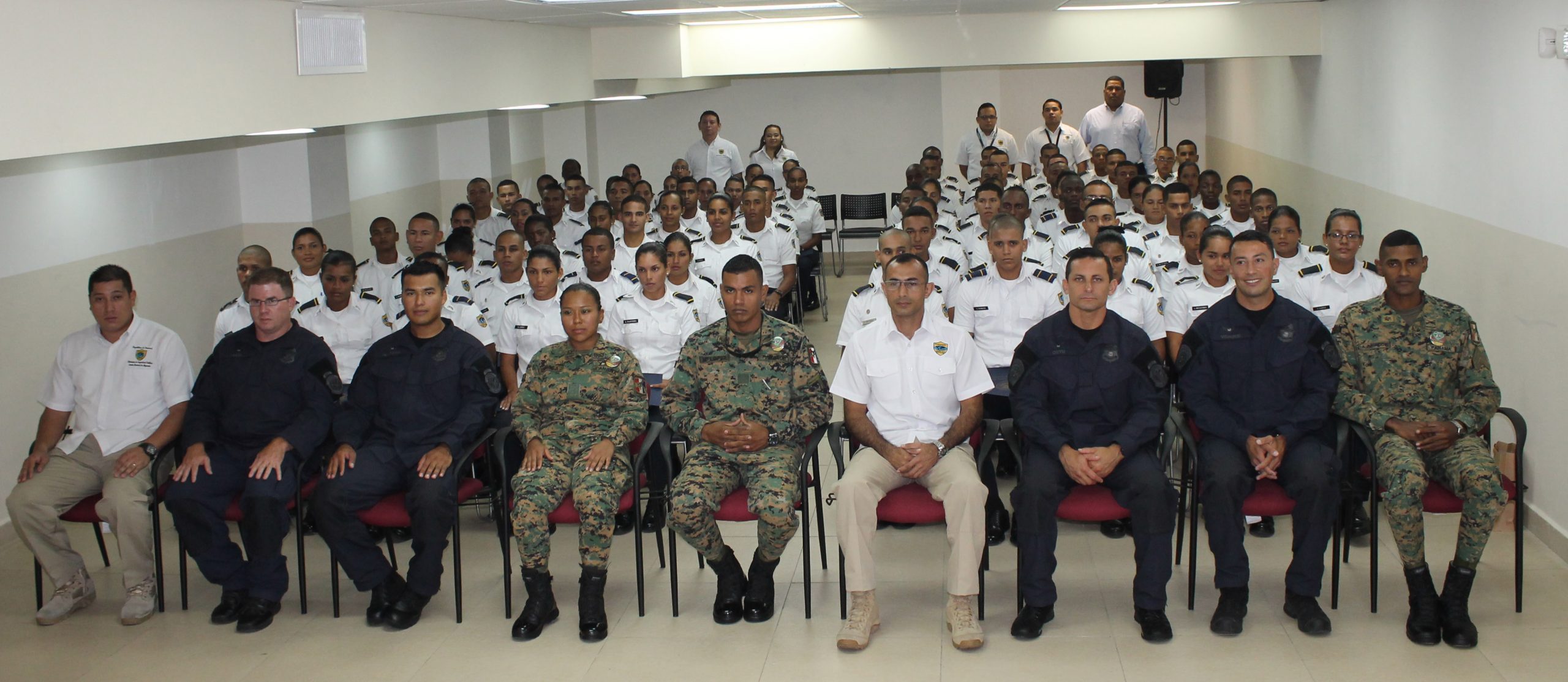 Graduación Customer Borders Protection