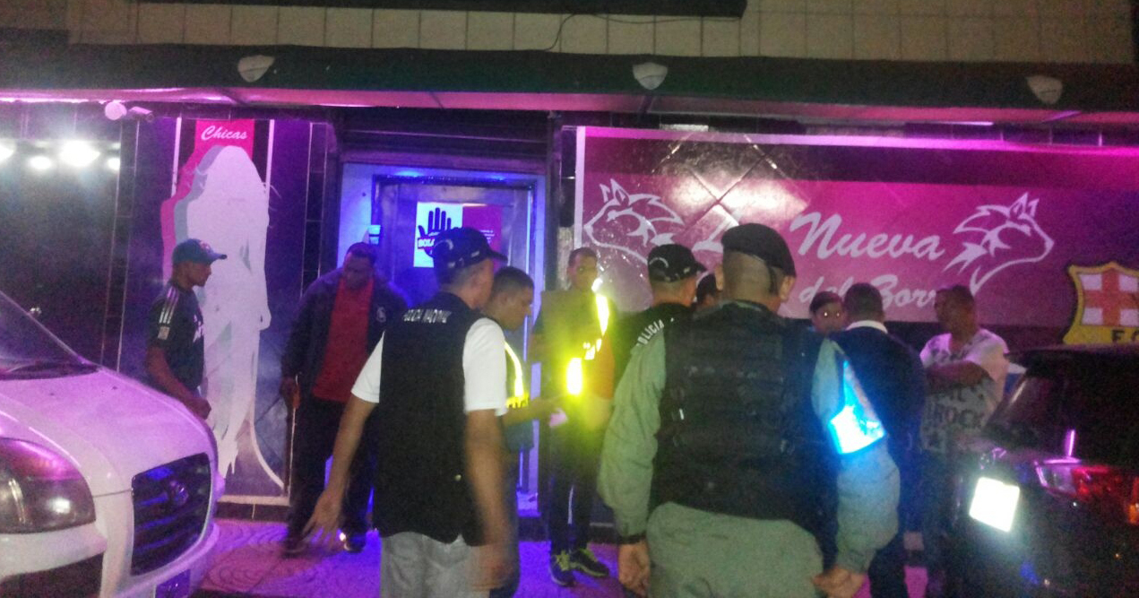 MÁS DE UNA DECENA DE EXTRANJEROS FUERON RETENIDOS POR INSPECTORES MIGRATORIOS