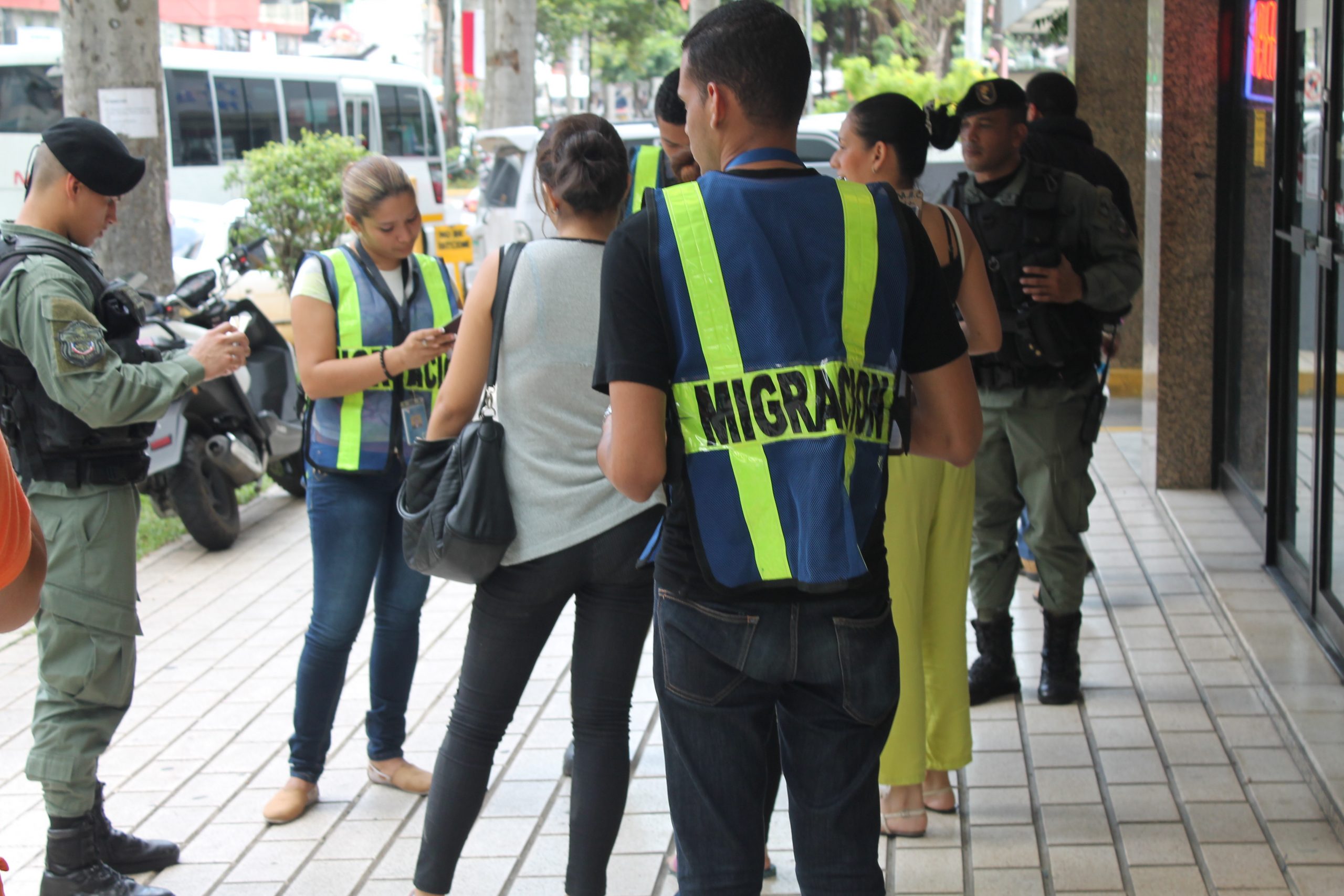 MÉDICOS Y ESTETICISTAS SIN IDONEIDAD PANAMEÑA, FUERON APREHENDIDOS POR EL SERVICIO NACIONAL DE MIGRACIÓN