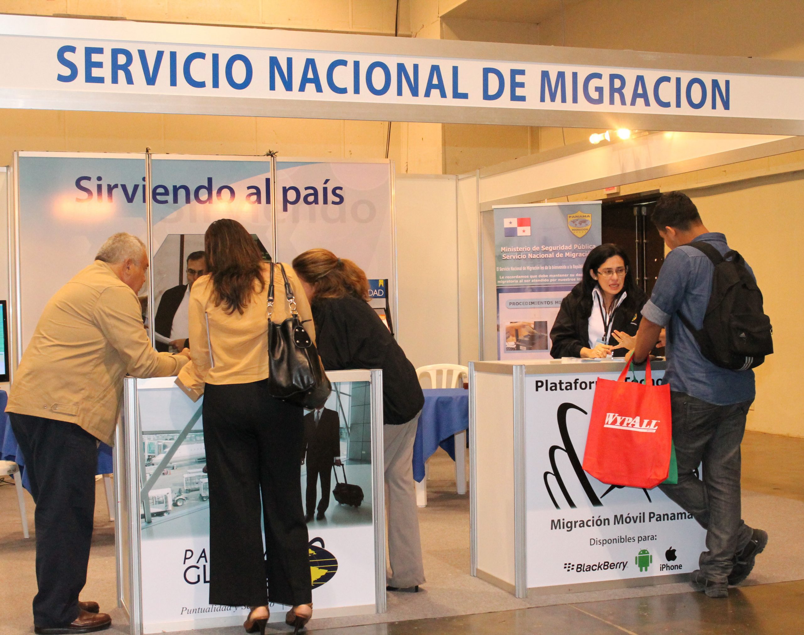 SERVICIO NACIONAL DE MIGRACIÓN PARTICIPA EN FERIA INTERNACIONAL DE SEGURIDAD