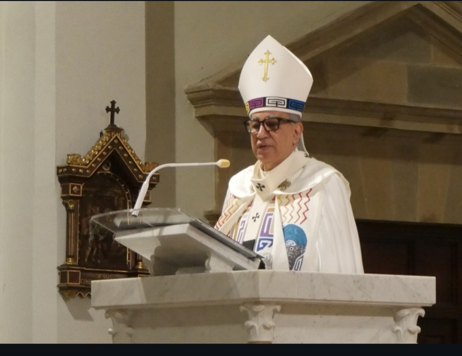 foto tedeum sacerdote